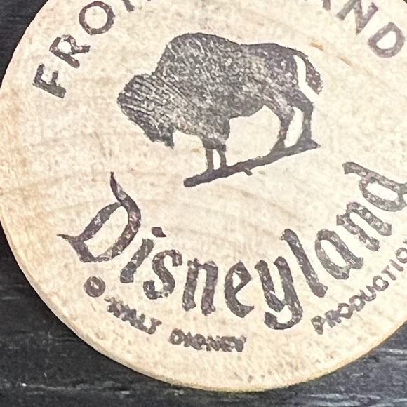 2 Vintage Disneyland Frontier Wooden Nickels - Picture 5 of 6